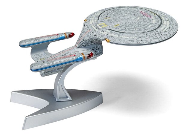 Corgi Die Cast Model - Star Trek The Next Generation CC96611 USS Enterprise NCC-1701-D